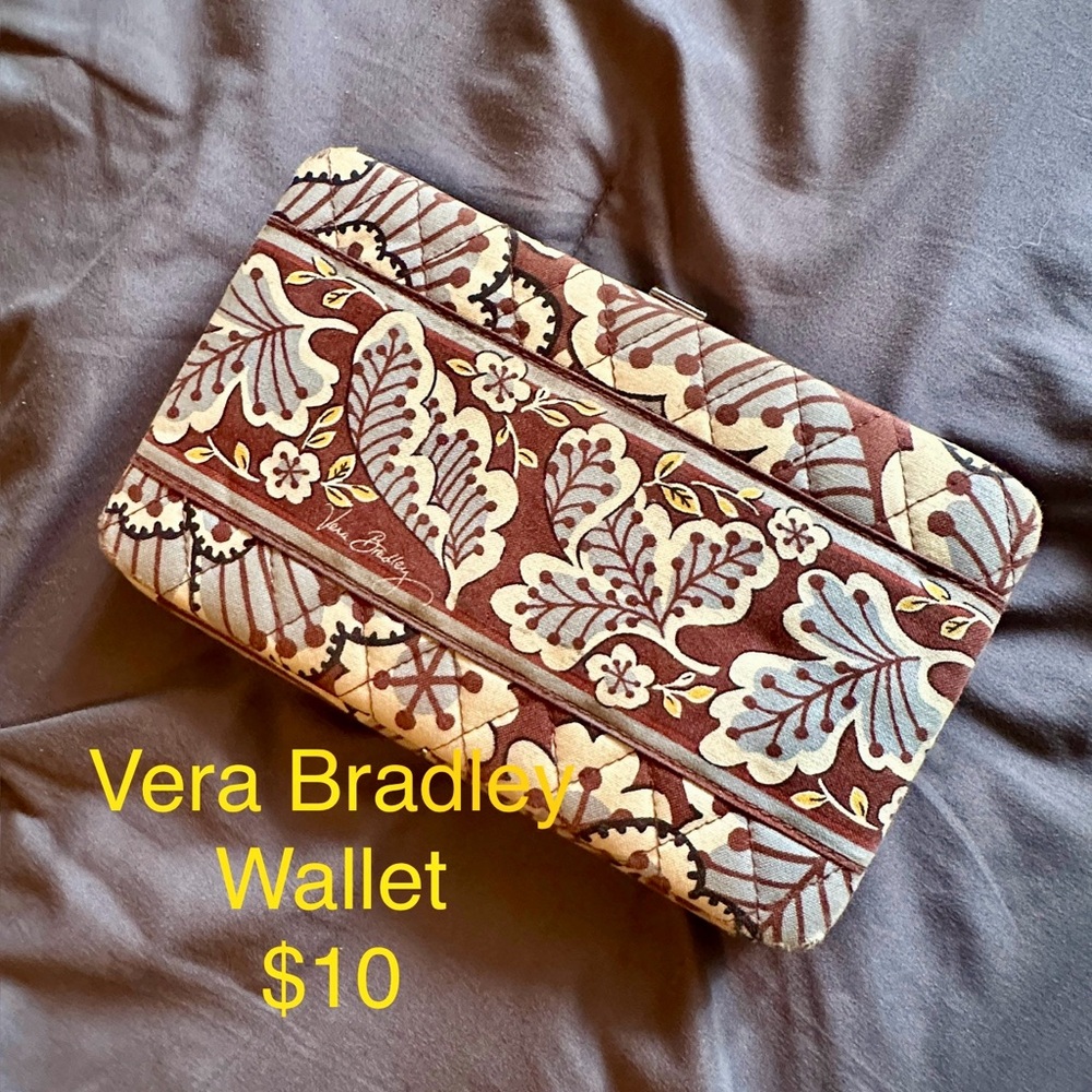 Vera Bradley Brown and Cream Leaf Pattern Wallet